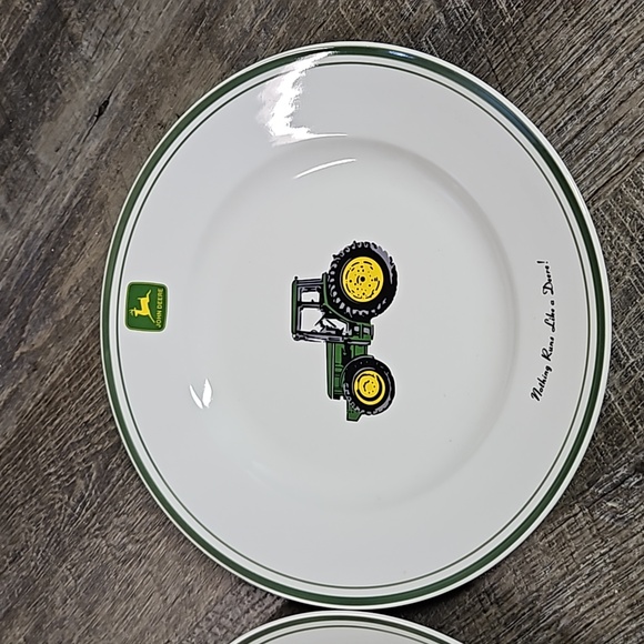 John Deere Dinner Plates - Picture 2 of 5